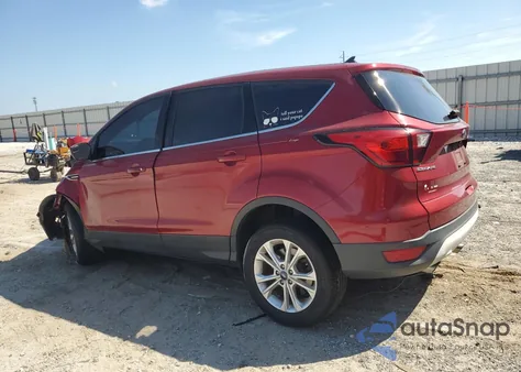 2019 Ford Escape Se z USA, uszkodzony, nr VIN 1FMCU0GDXKUB48058